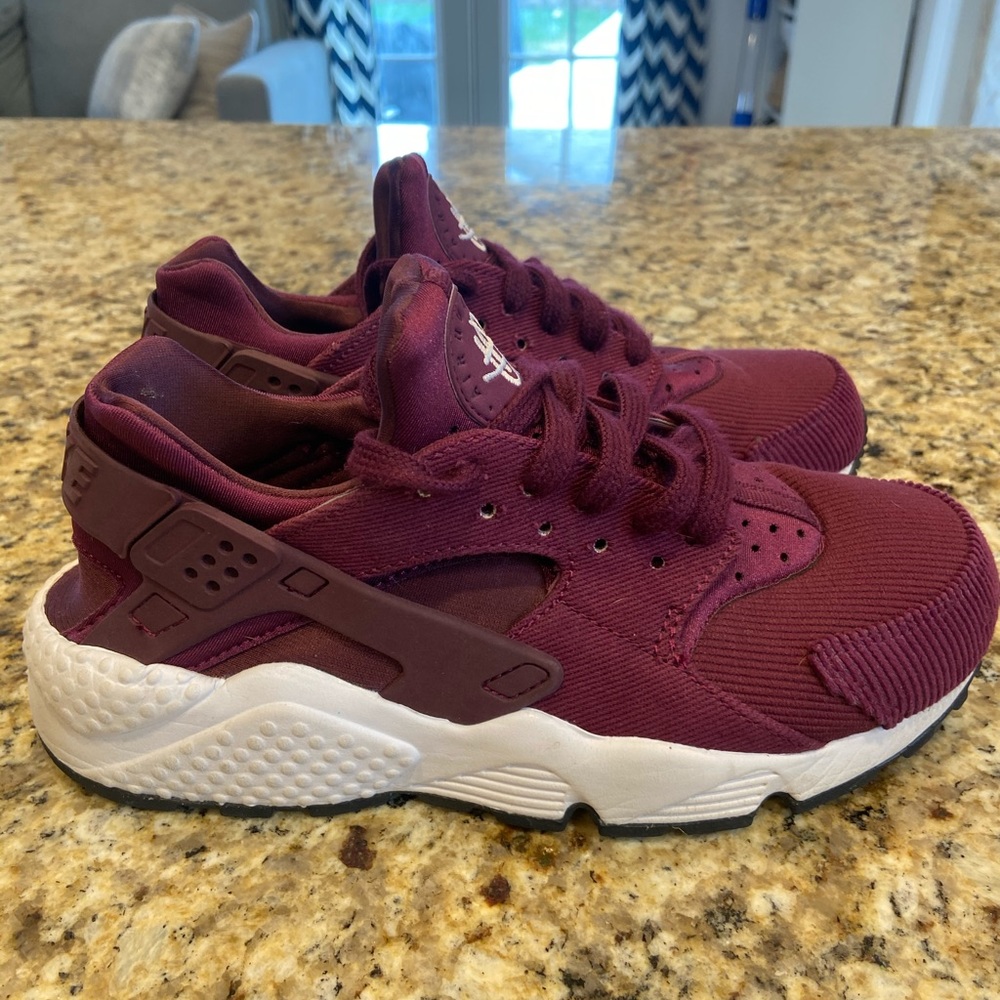 Nike Huraches